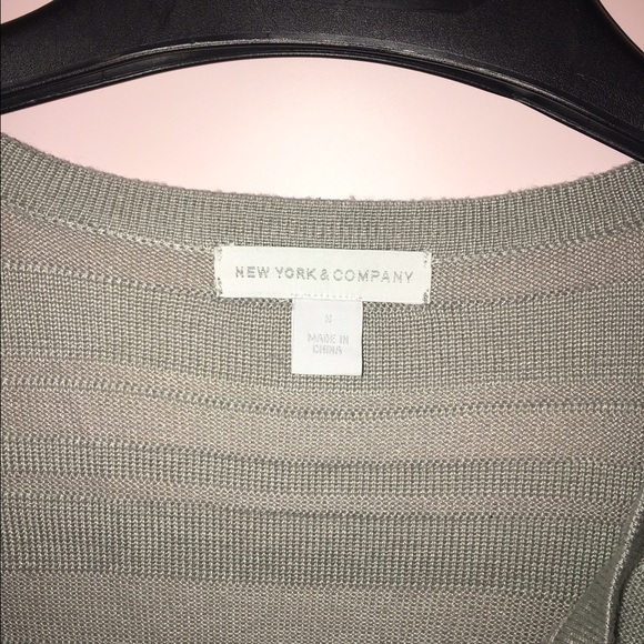 NWOT NY&C Grey Stripe Cardigan - Picture 6 of 7