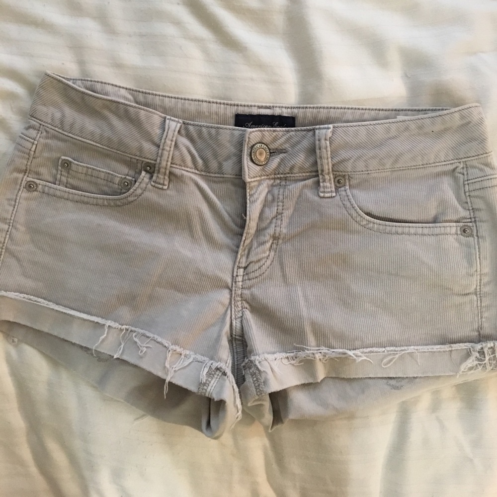 AE Cord light grey shorts