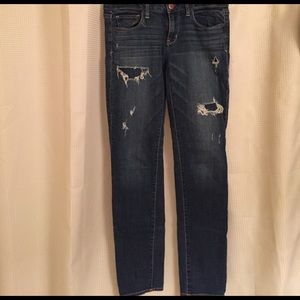 Skinny distressed American Eagle jeans