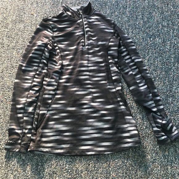 womans pullover blouse - Picture 1 of 3