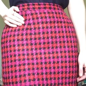 Vintage Pink Tweed Skirt!
