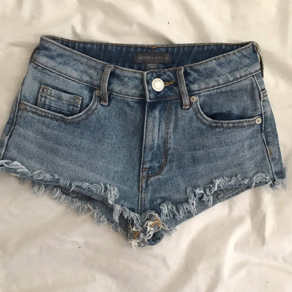 Mid rise shorts