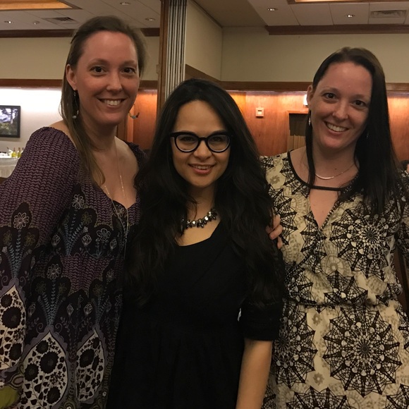 Meet your Posher, Lisa - Picture 2 of 4