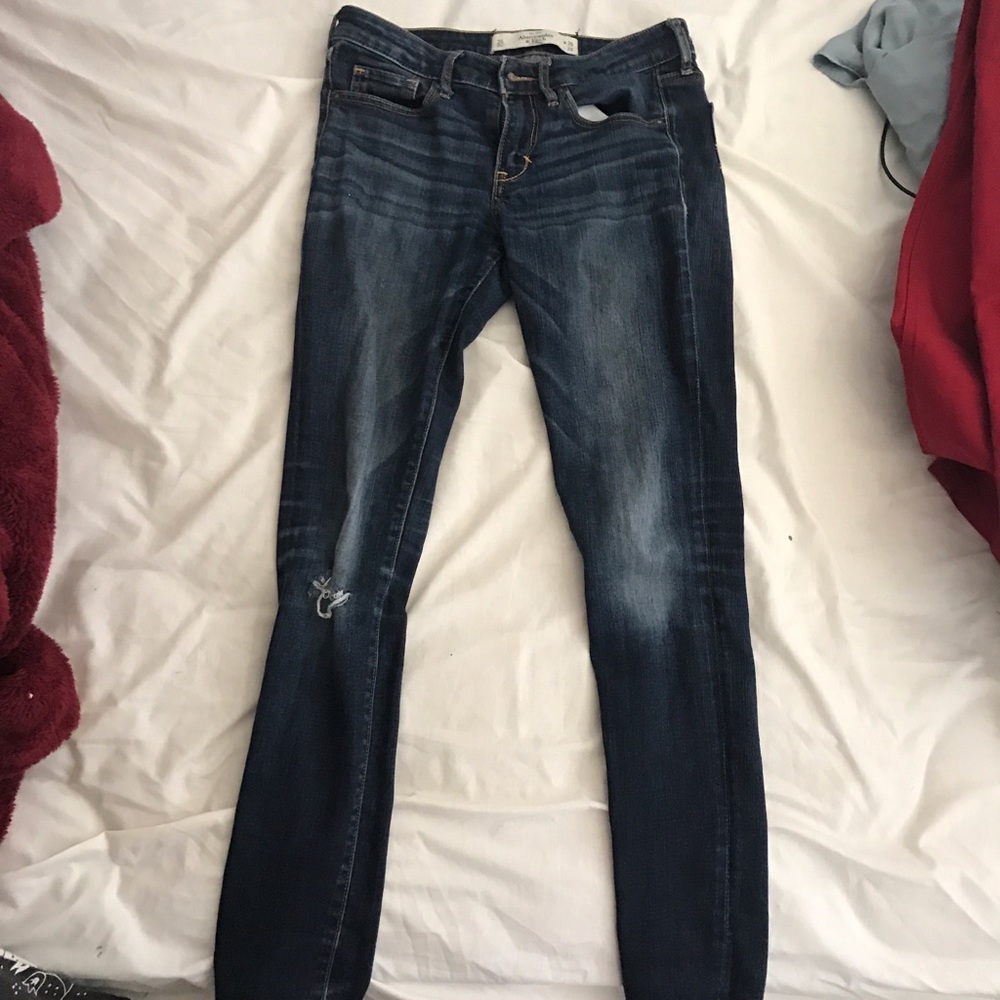 Low rise jeans