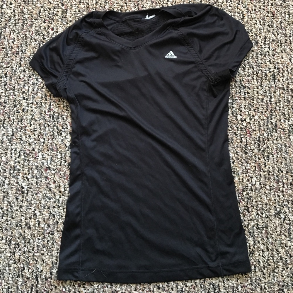 Breathable addidas work out T