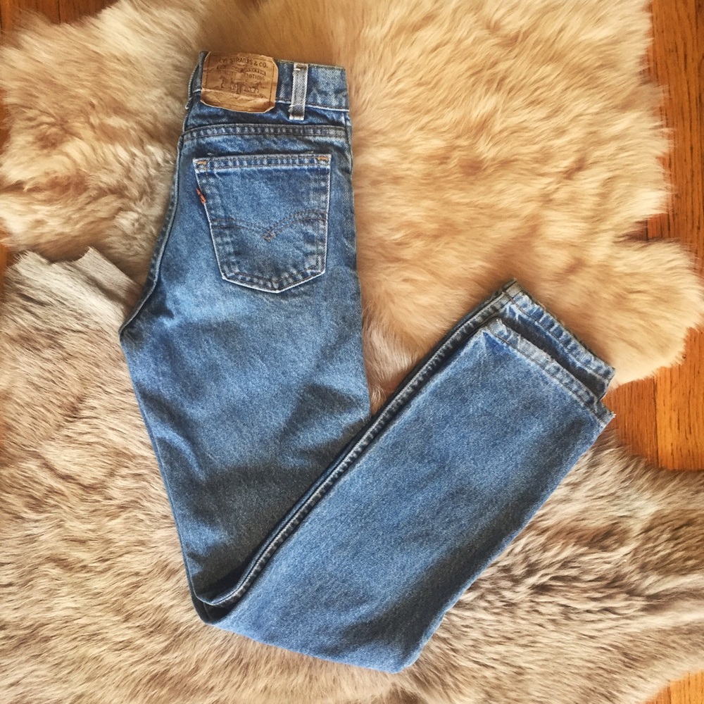 🚫SOLD🚫❄️PERFECT Tiny Vintage Levi's 23❄️