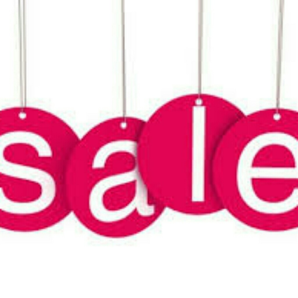 WHOLE CLOSET ON SALE!