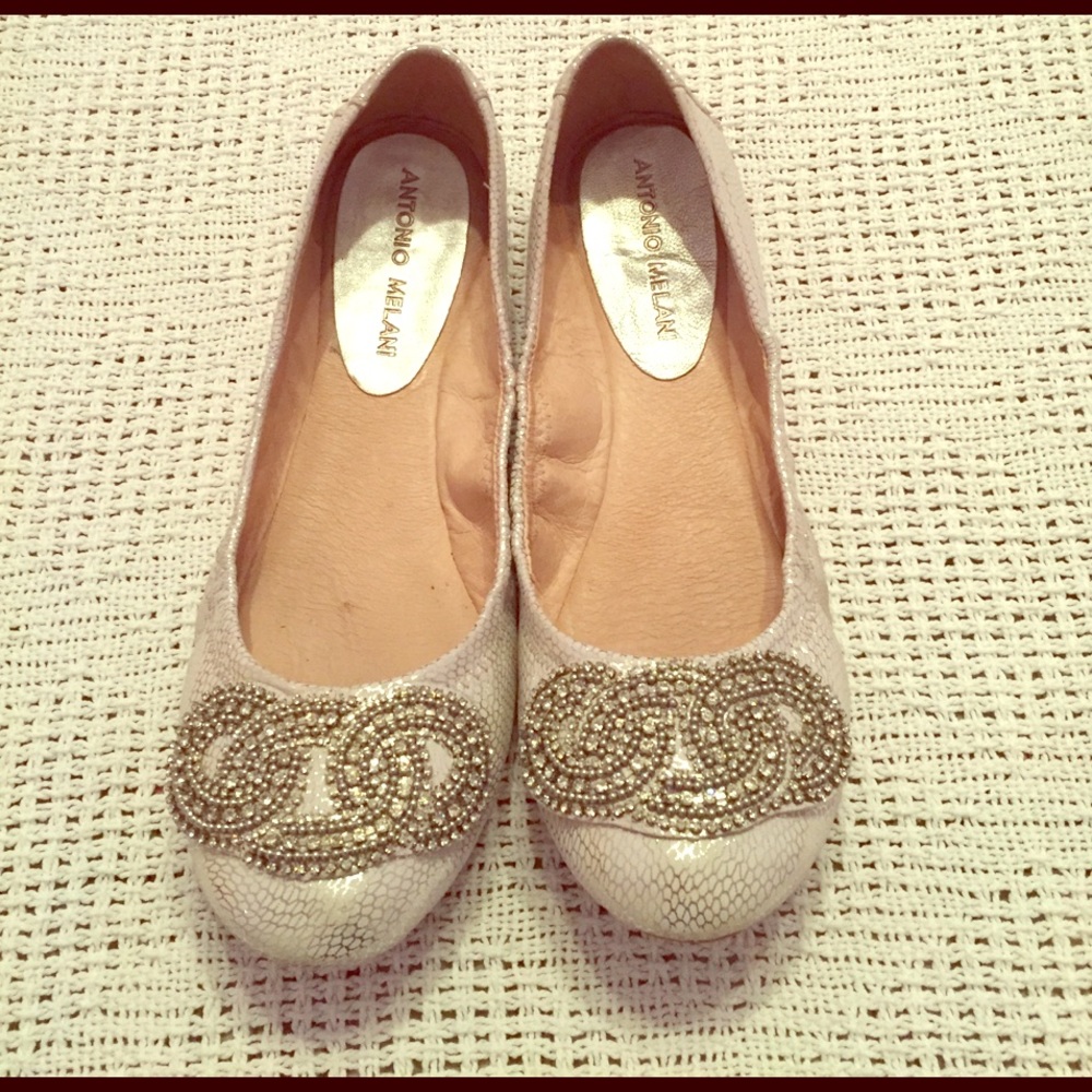 Silver flats