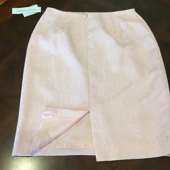 Suit - Picture 7 of 7