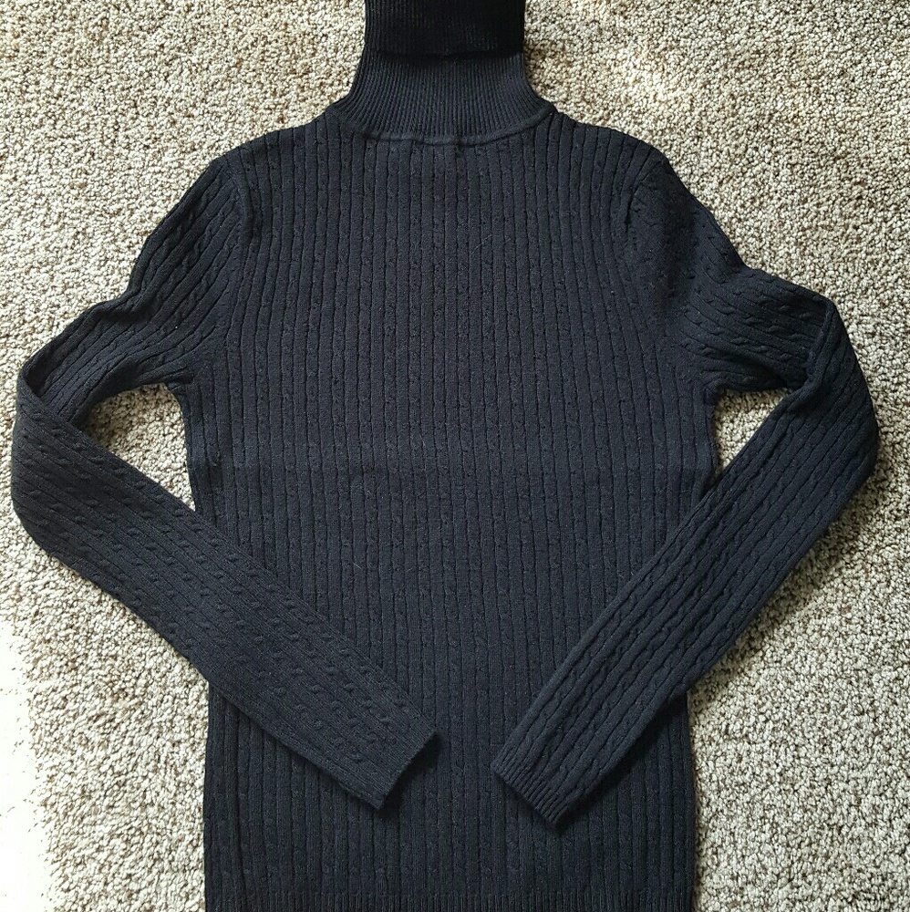 turtle neck long sleeve top