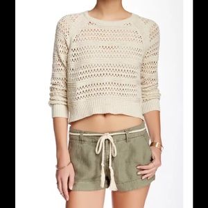 *SOLD* Michael stars LONG SLEEVE HI-LOW CROP SWEATER XS/S