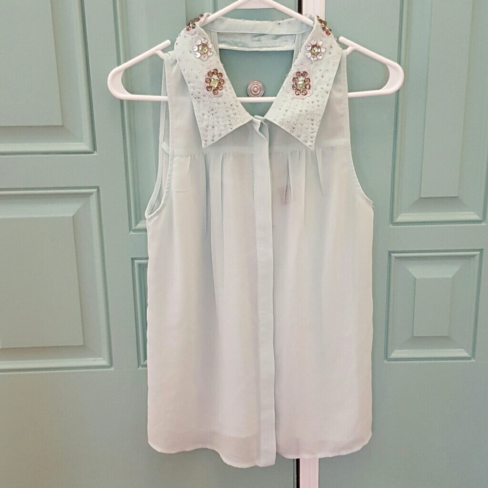 Sleeveless Daytrip blouse