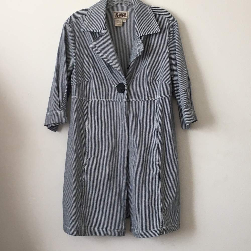 AMI- 3/4 sleeve- striped coat