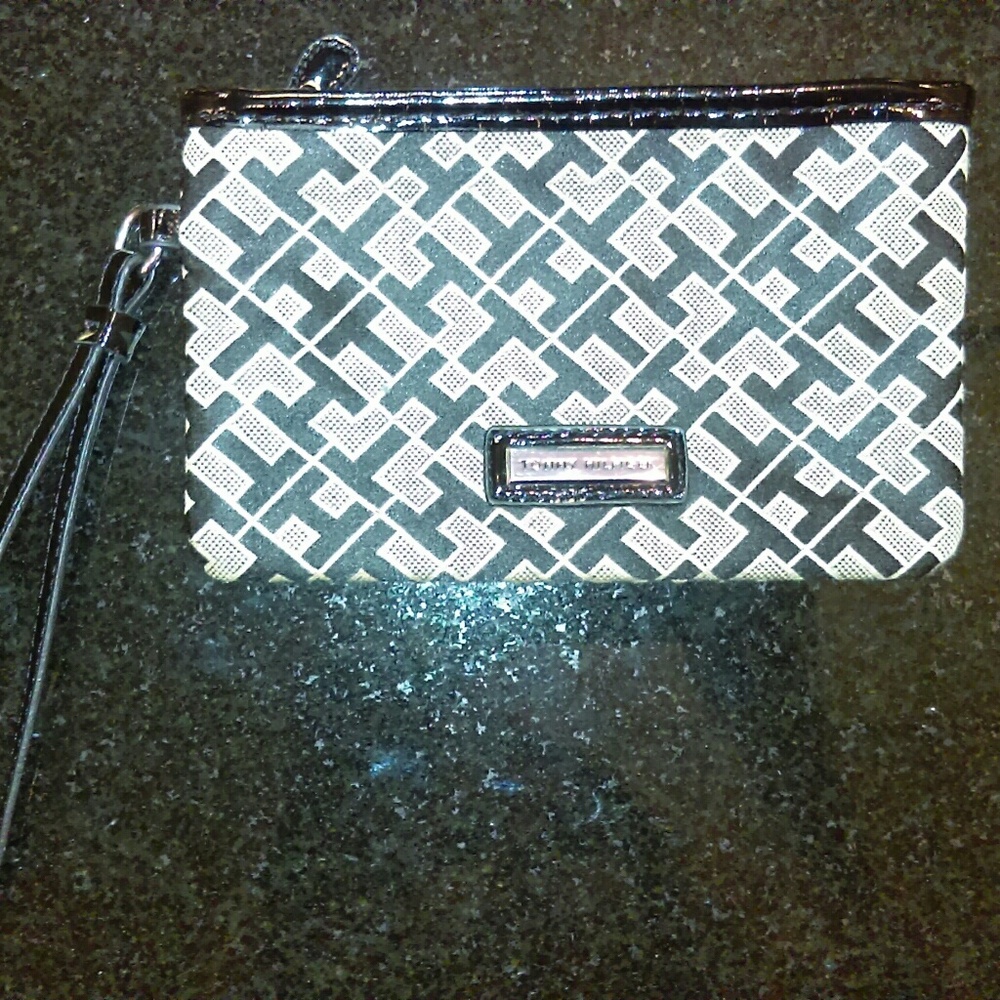 Tommy Hilfiger Wristlet