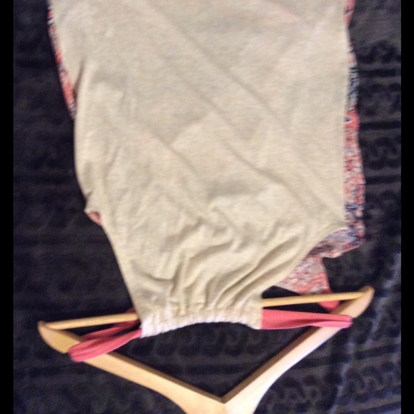 Shirt - Picture 2 of 4