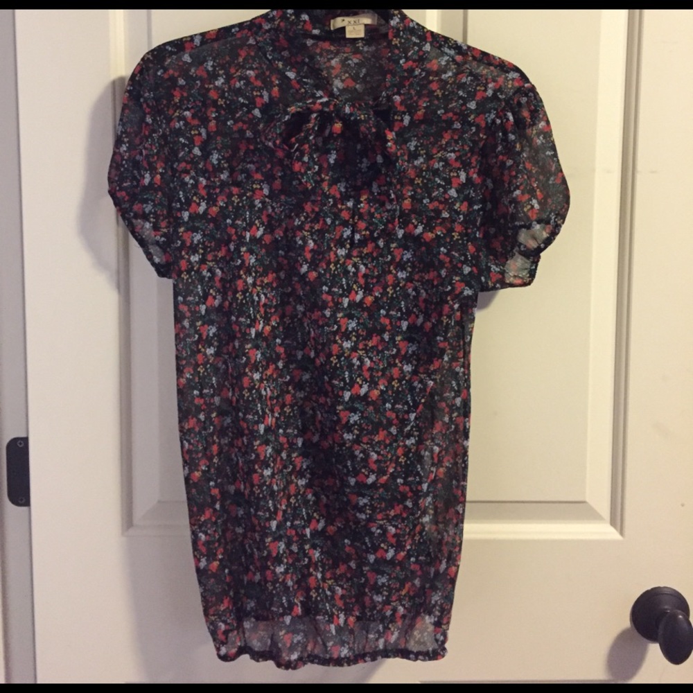 Women's Floral Blouse
