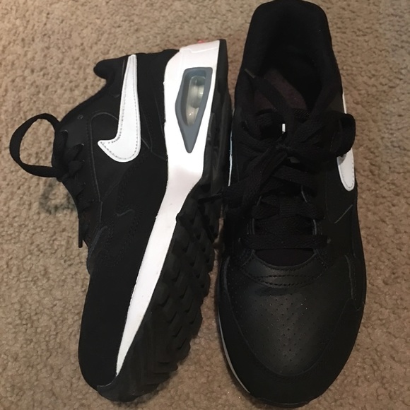 Nike Shoes - 🎉🎉🎉SALE!!! Black Nike Airmax