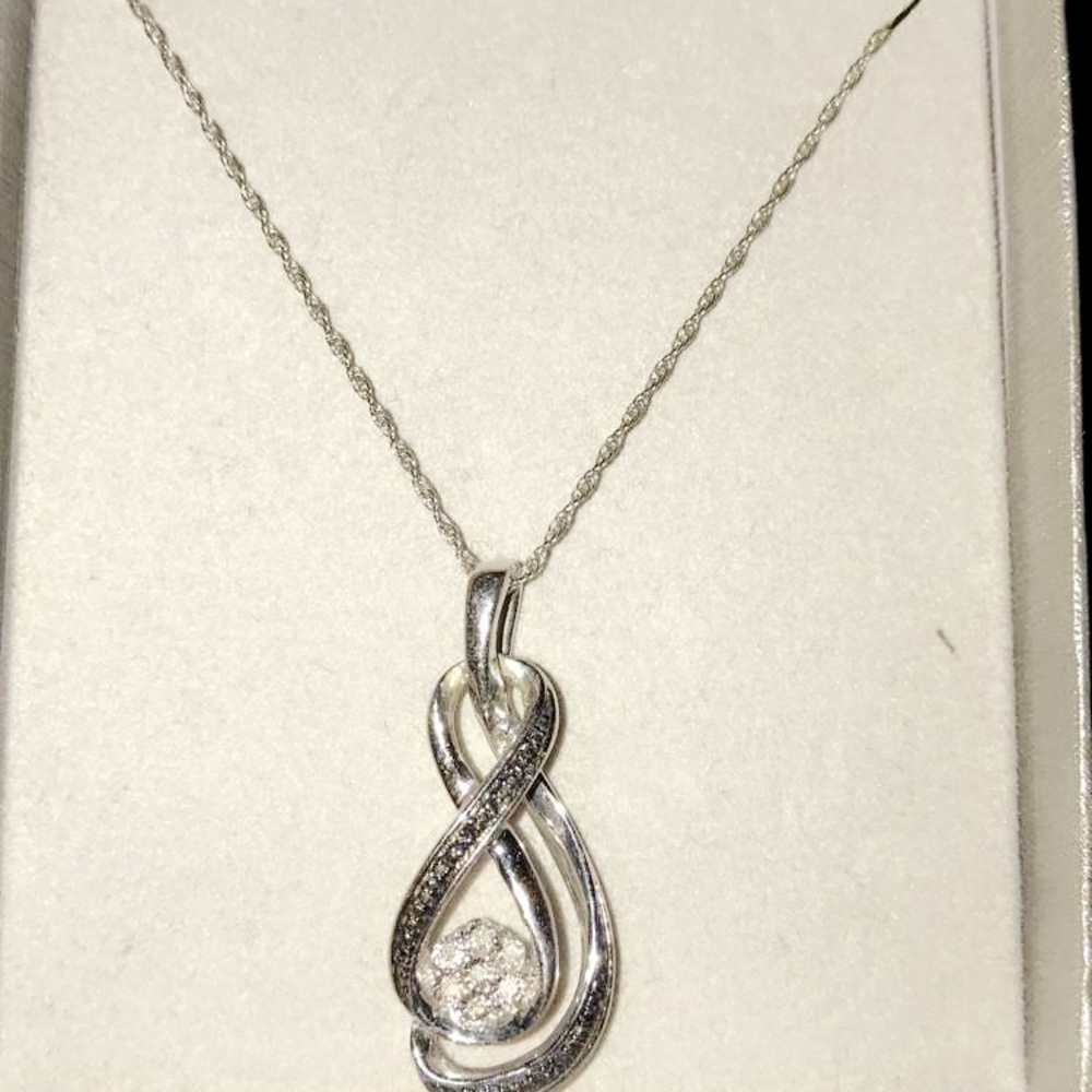 Necklace from zales
