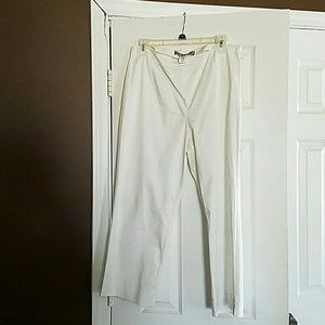 White Flat Front Cropped Pants