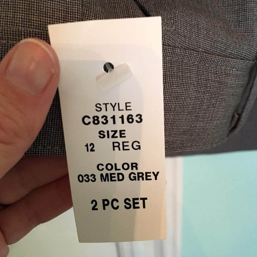 Boys Chaps 2 Piece Suit - Picture 3 of 4