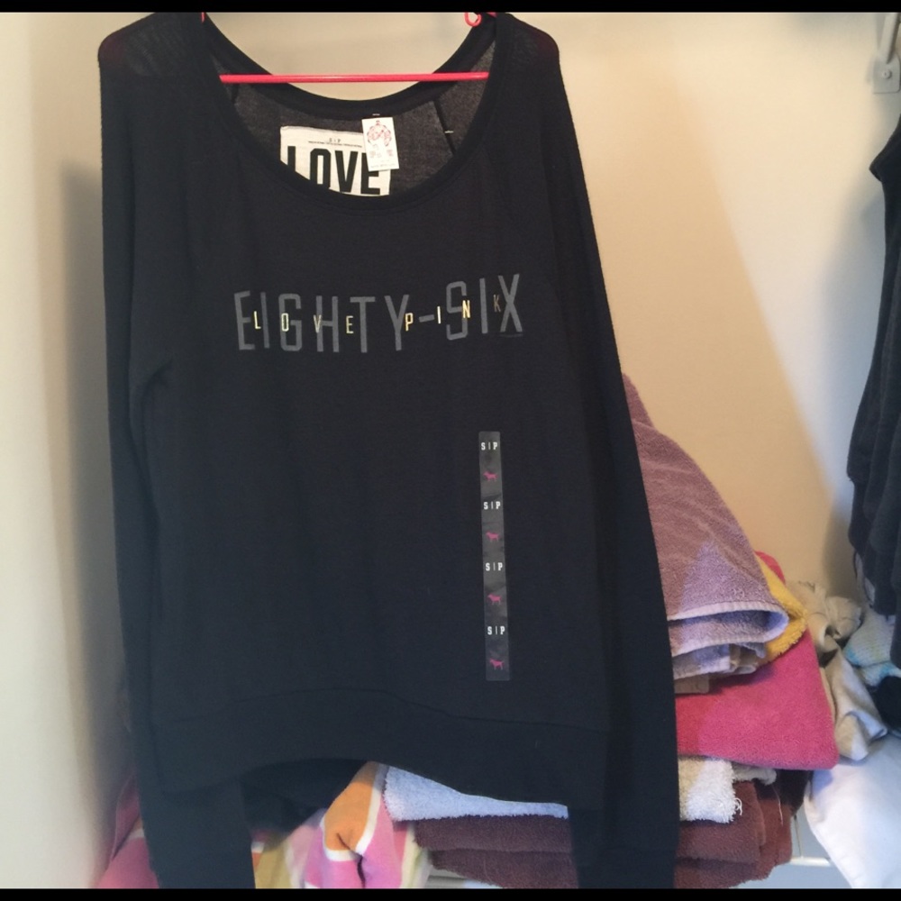 Black thick material PINK shirt