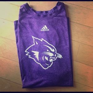 Men's XL. Athletic tee shirt.