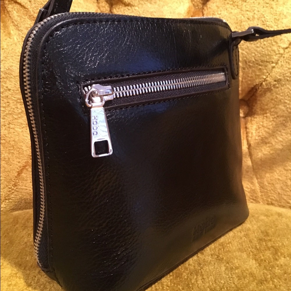New HOBO crossbody black. Very versatile