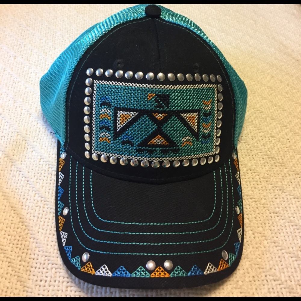 BRAND NEW Fancy baseball cap