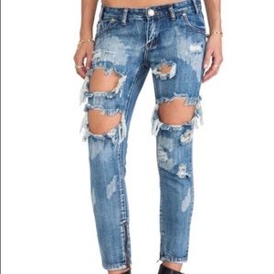 One Teaspoon destroyed jeans