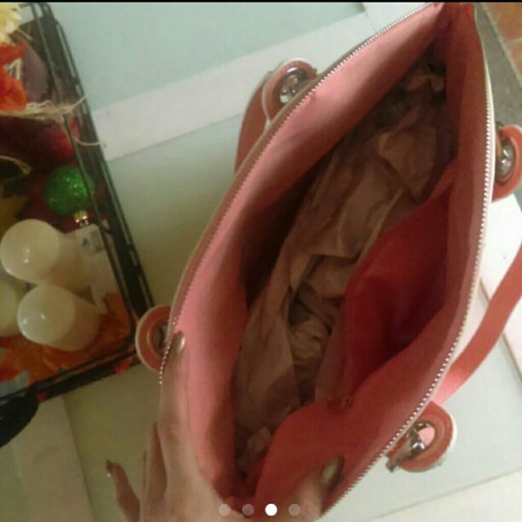 *sold - Picture 3 of 4