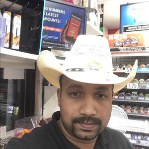 Meet your Posher, Robin