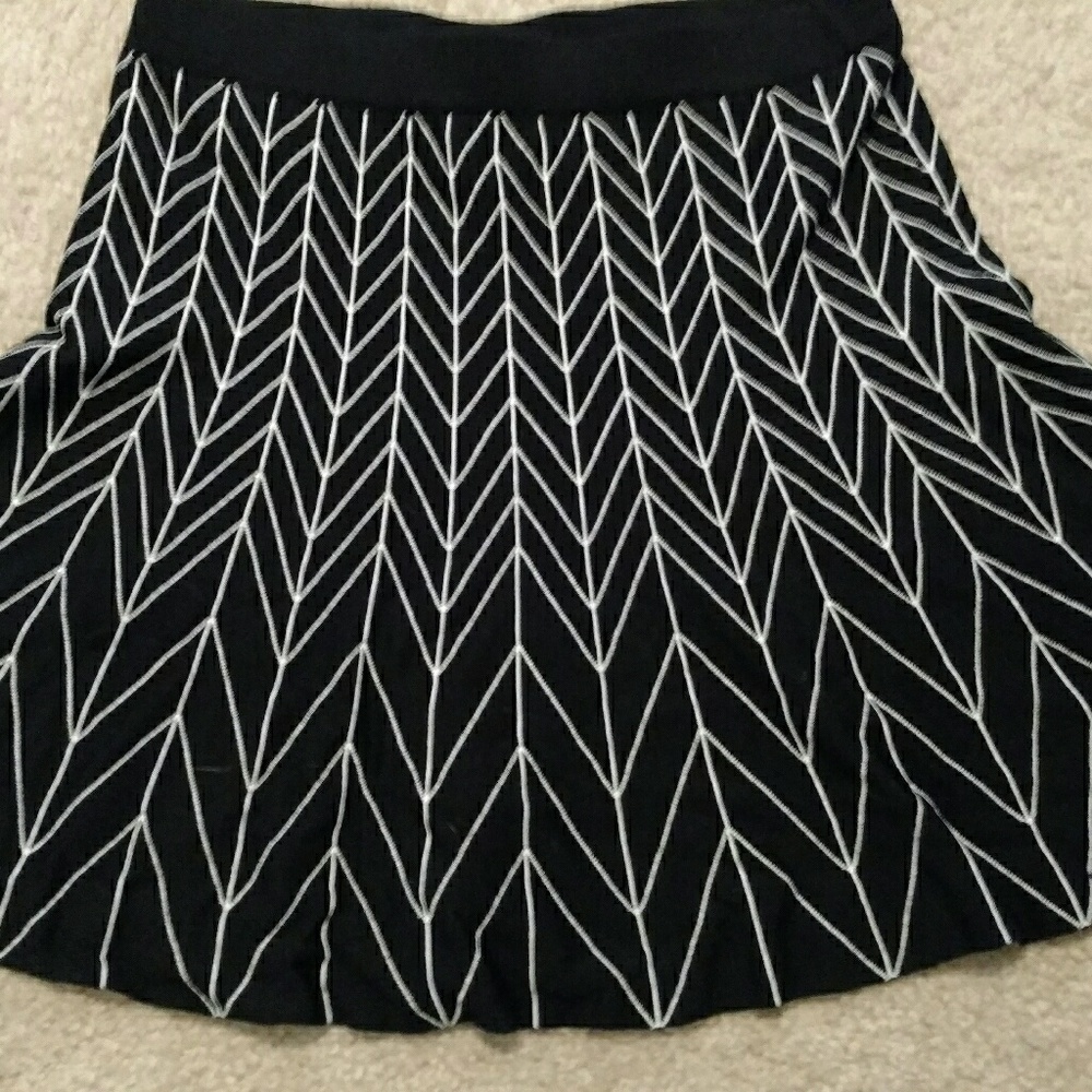 StudioM patterned skirt