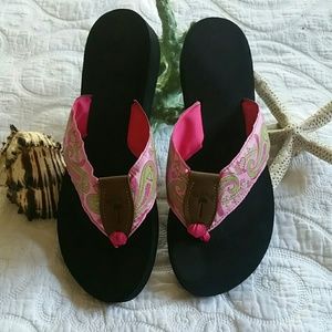 Eliza B flip flops with pink paisley ribbon