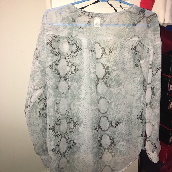 ⚡️⚡️24HR SALE⚡️⚡️Arden B snake embossed style - Picture 2 of 3