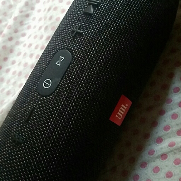 Jbl charge 3 - Picture 2 of 4