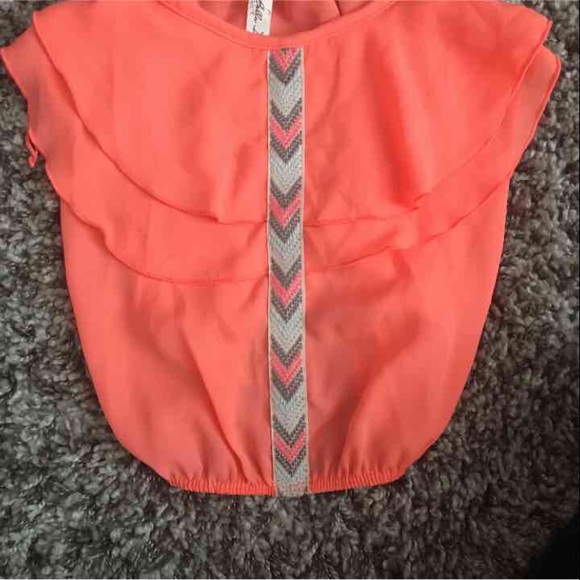 Tank - Picture 2 of 2