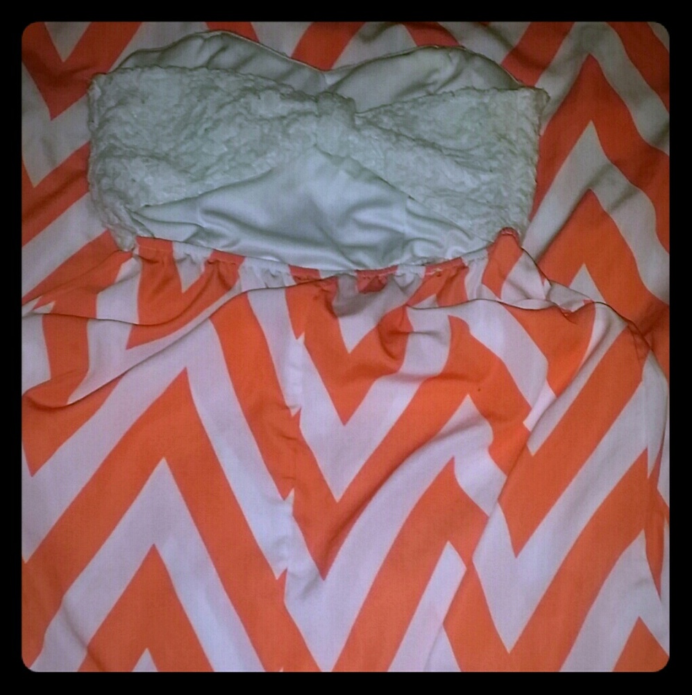 Ladies maxi dress nwot worn only 1 time