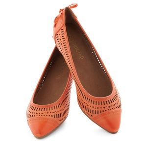 Restricted Oh My Dahlia Flats