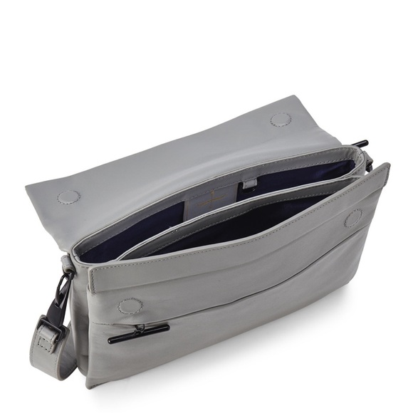 Pour la Victoire Convertible Clutch - Picture 4 of 4