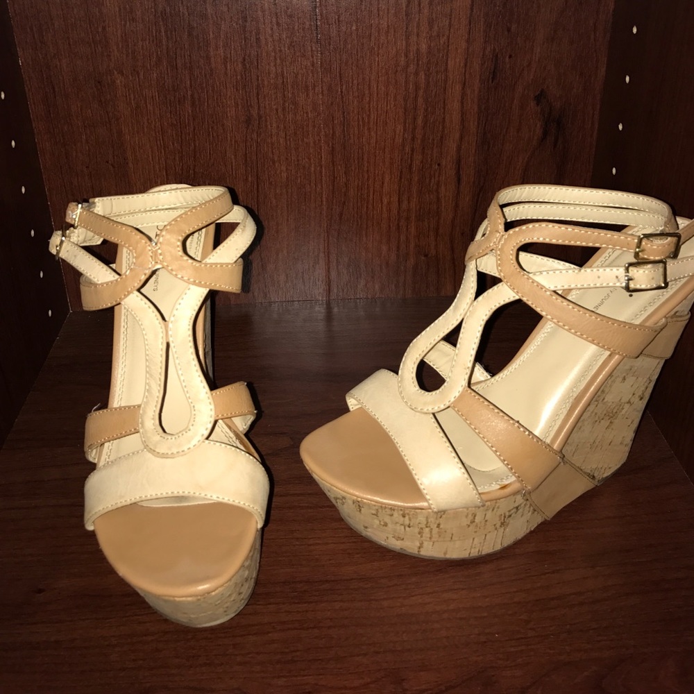 Beige wedges!