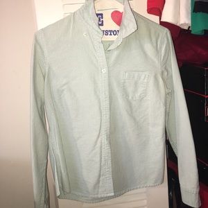 Women's Gap bottom down shirt