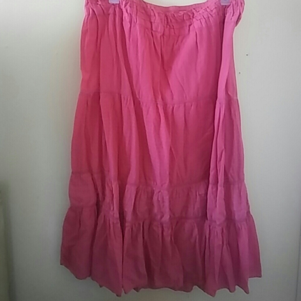 Tiered pink maxi skirt