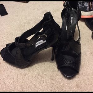 Black Steve Madden faux snake skin sandals!