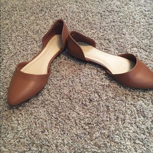 BRAND NEW camel flats!