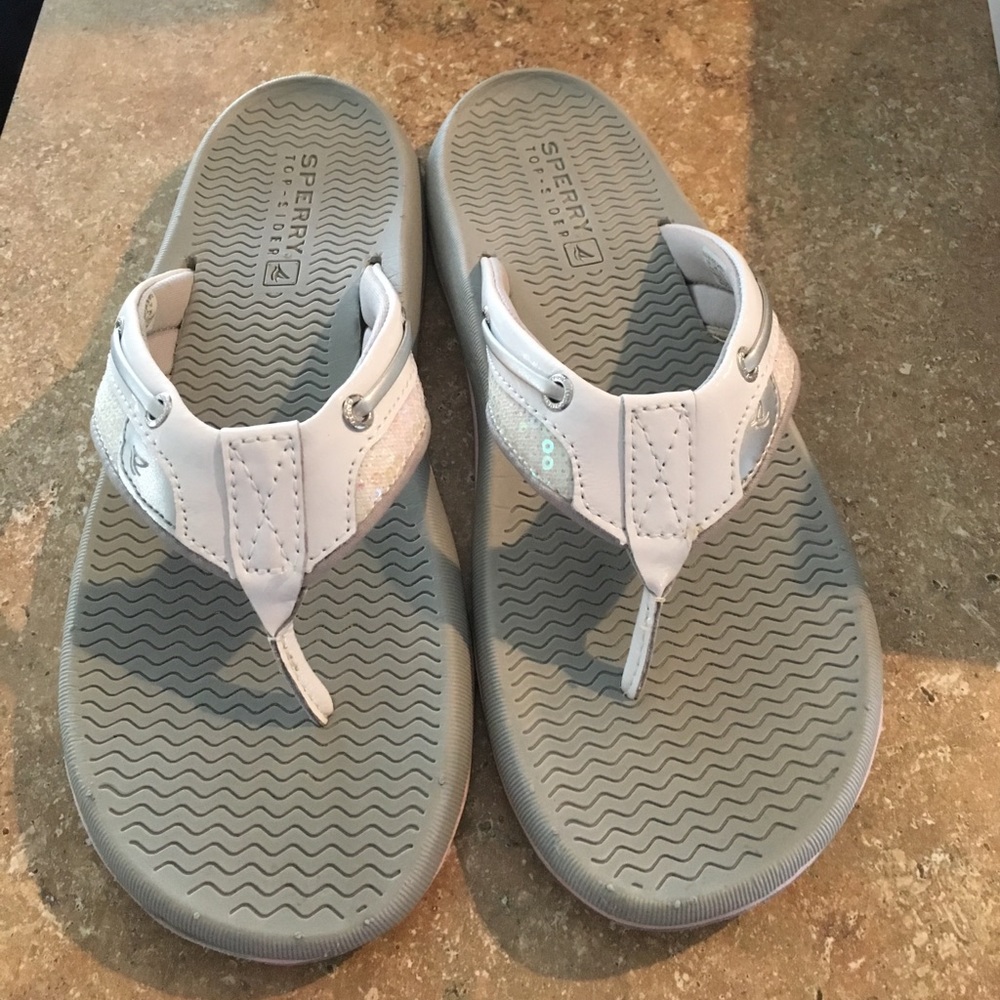 Girls size 3M Sperry sandals