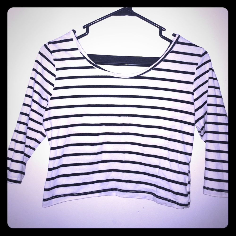 White & Black Stripped Crop Top