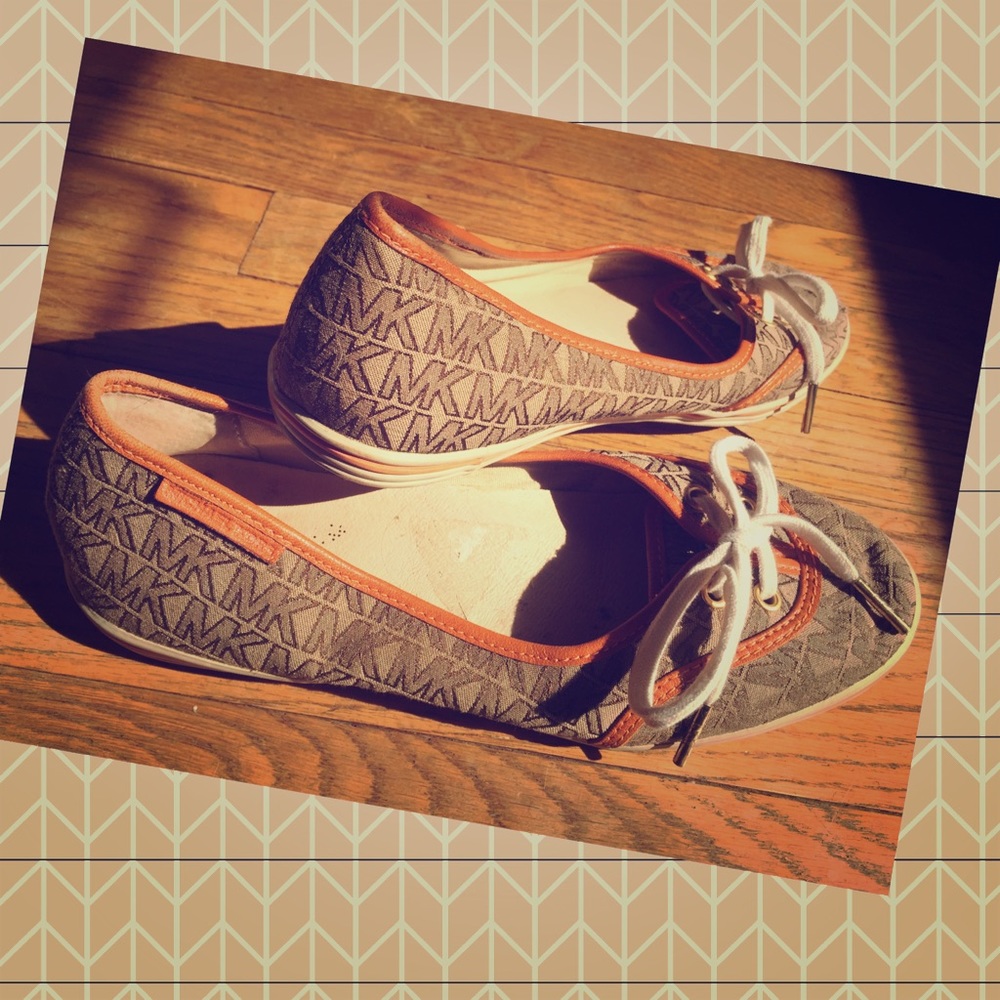 MICHAEL KORS slip ins