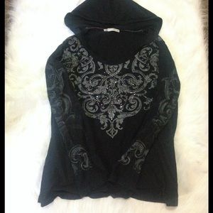 ✨ Graphic Long Sleeve with Hood ✨