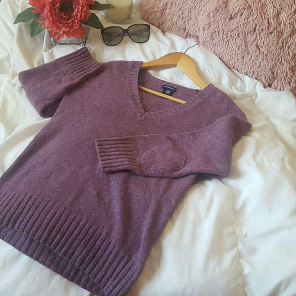 Sweater - Picture 3 of 4