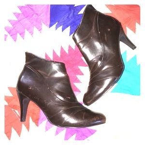 Unlisted booties *Super Cute*